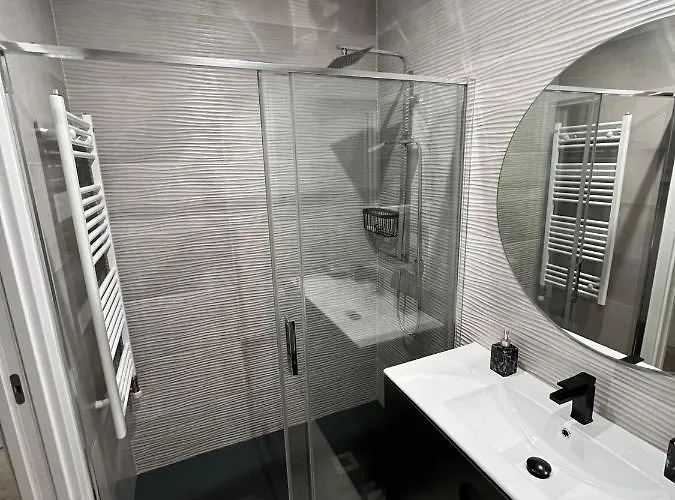 Precioso Piso Centrico 아파트